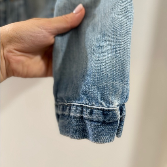 J Crew vintage distressed Jean jacket - Picture 5 of 13